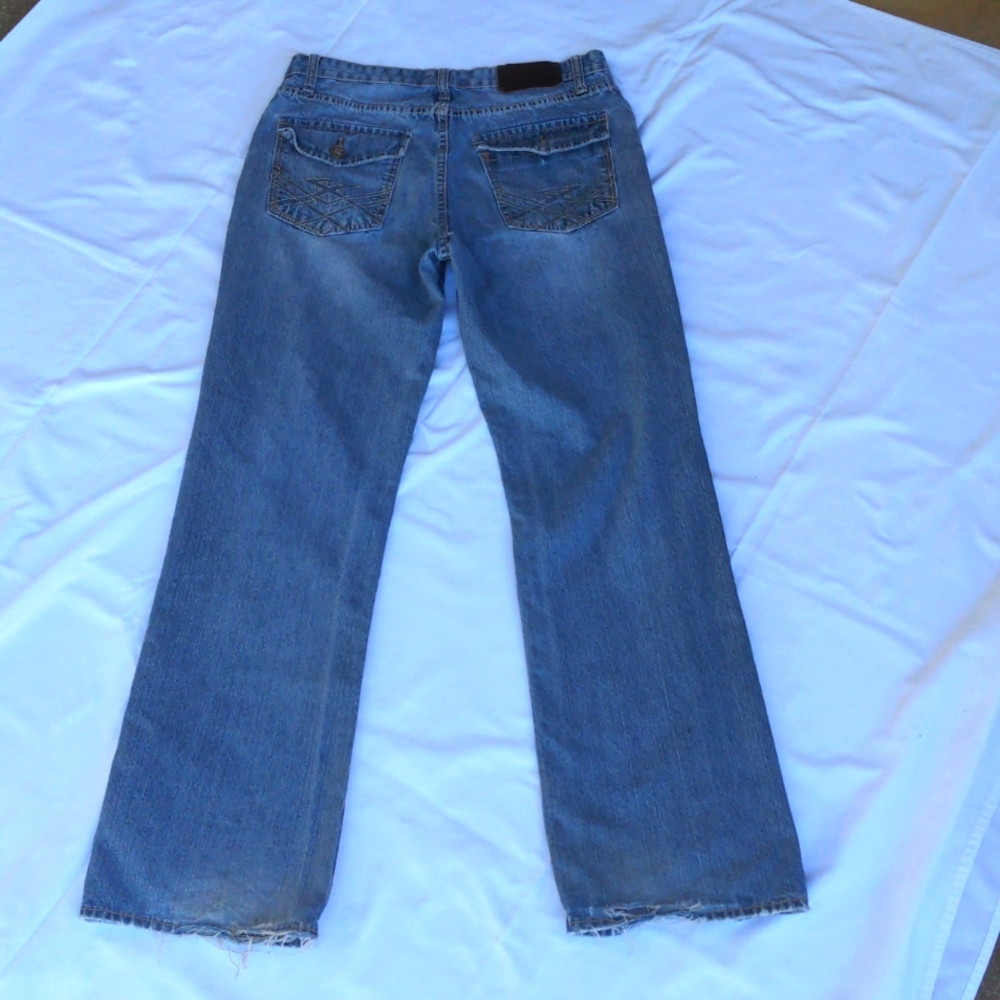 Black Denim Blue Jeans with Some Light Distressing Back Pocket Flap Button Closu - Picture 9 of 12